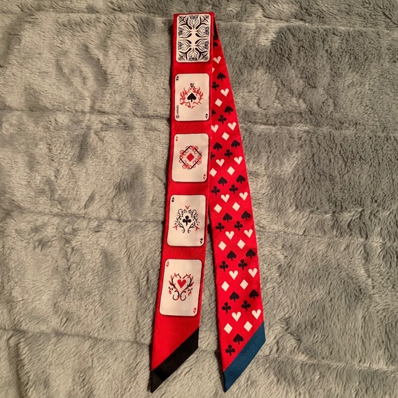 HERMES Twilly Playing Card Pattern - Picture 5 of 12